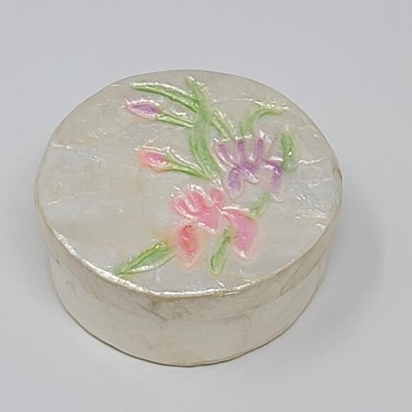 Capiz Shell Trinket Box Tray Floral Orchid Inlay Scalloped Edge Vintage SM CHIP - Picture 5 of 14